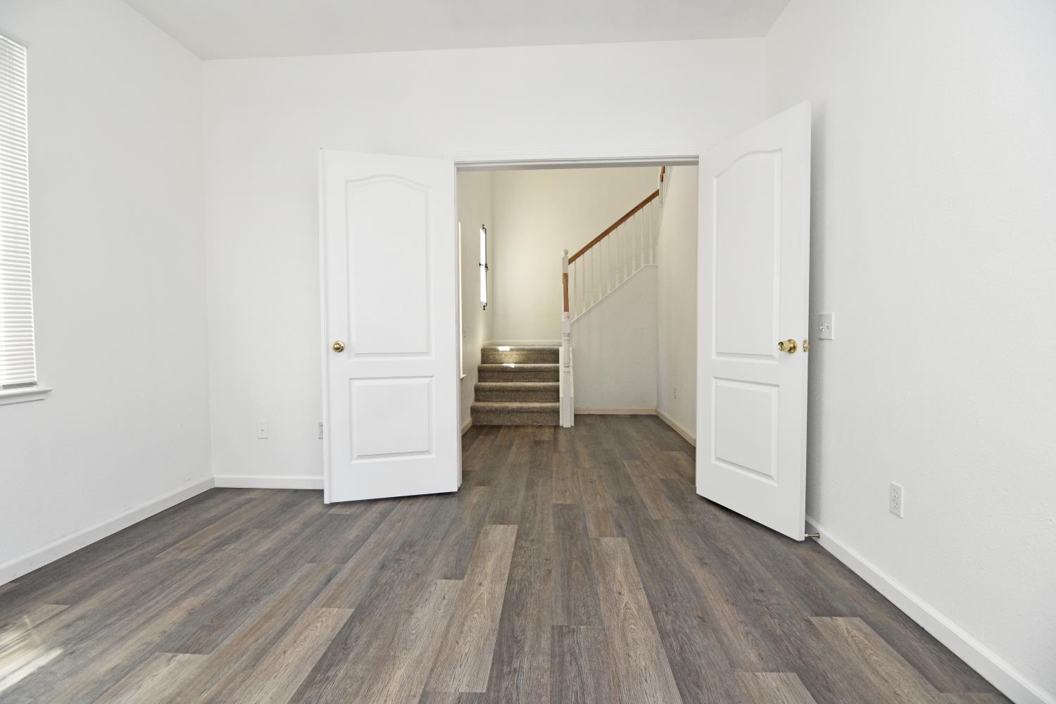 4225 Seranade Dr, Turlock, CA 95382