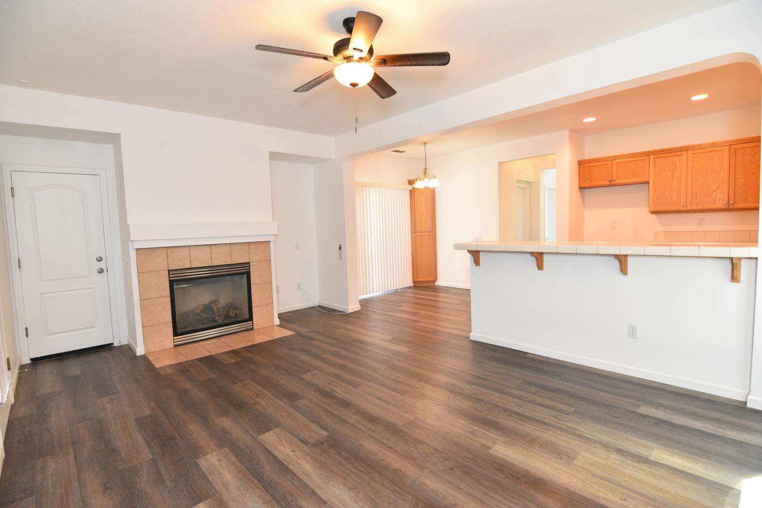 4225 Seranade Dr, Turlock, CA 95382