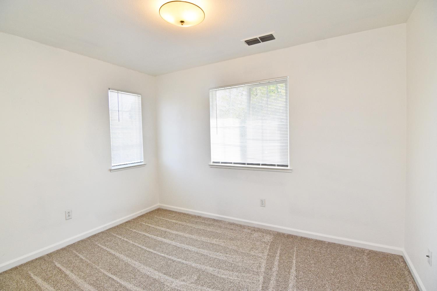 4225 Seranade Dr, Turlock, CA 95382
