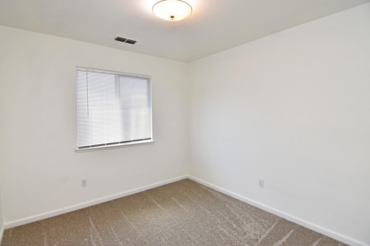 4225 Seranade Dr, Turlock, CA 95382