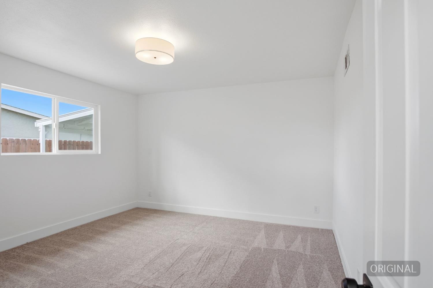 1396 Mitchell Ln, Manteca, CA 95336