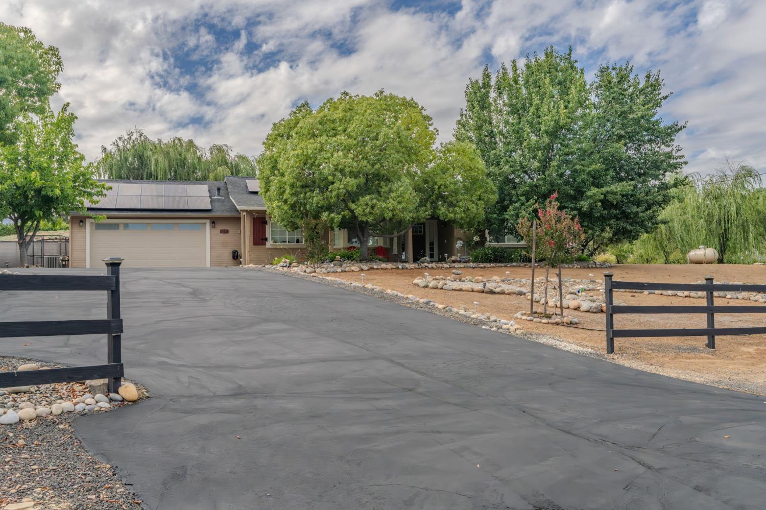 1797 Hoya Ct, Copperopolis, CA 95228
