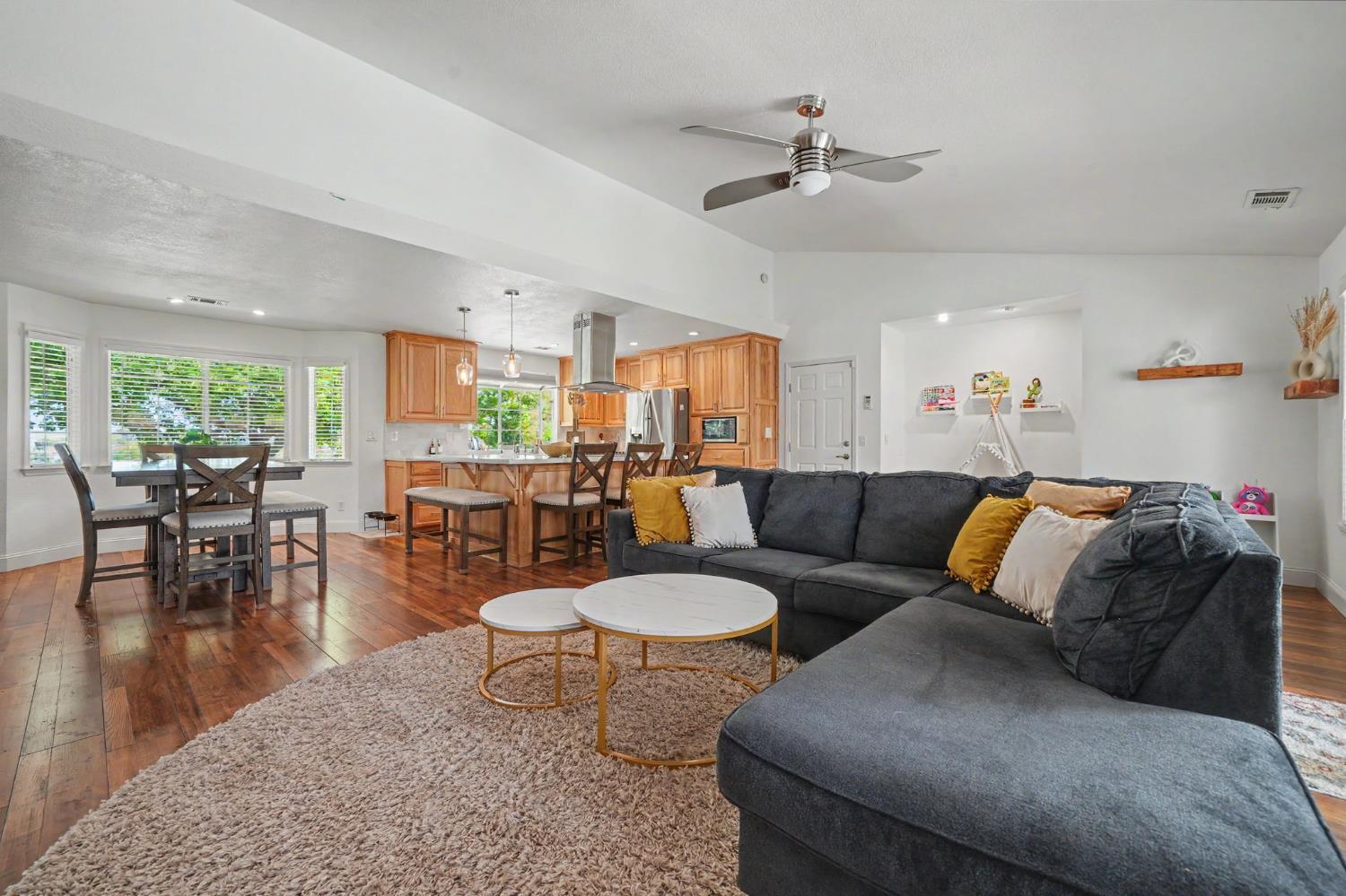 1797 Hoya Ct, Copperopolis, CA 95228