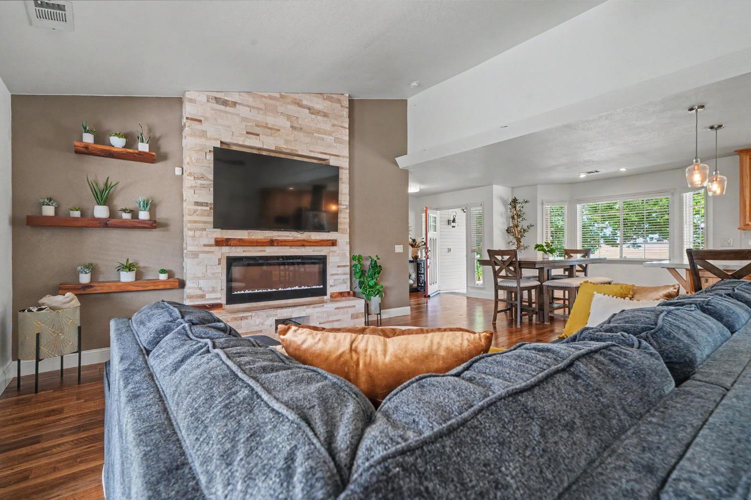 1797 Hoya Ct, Copperopolis, CA 95228