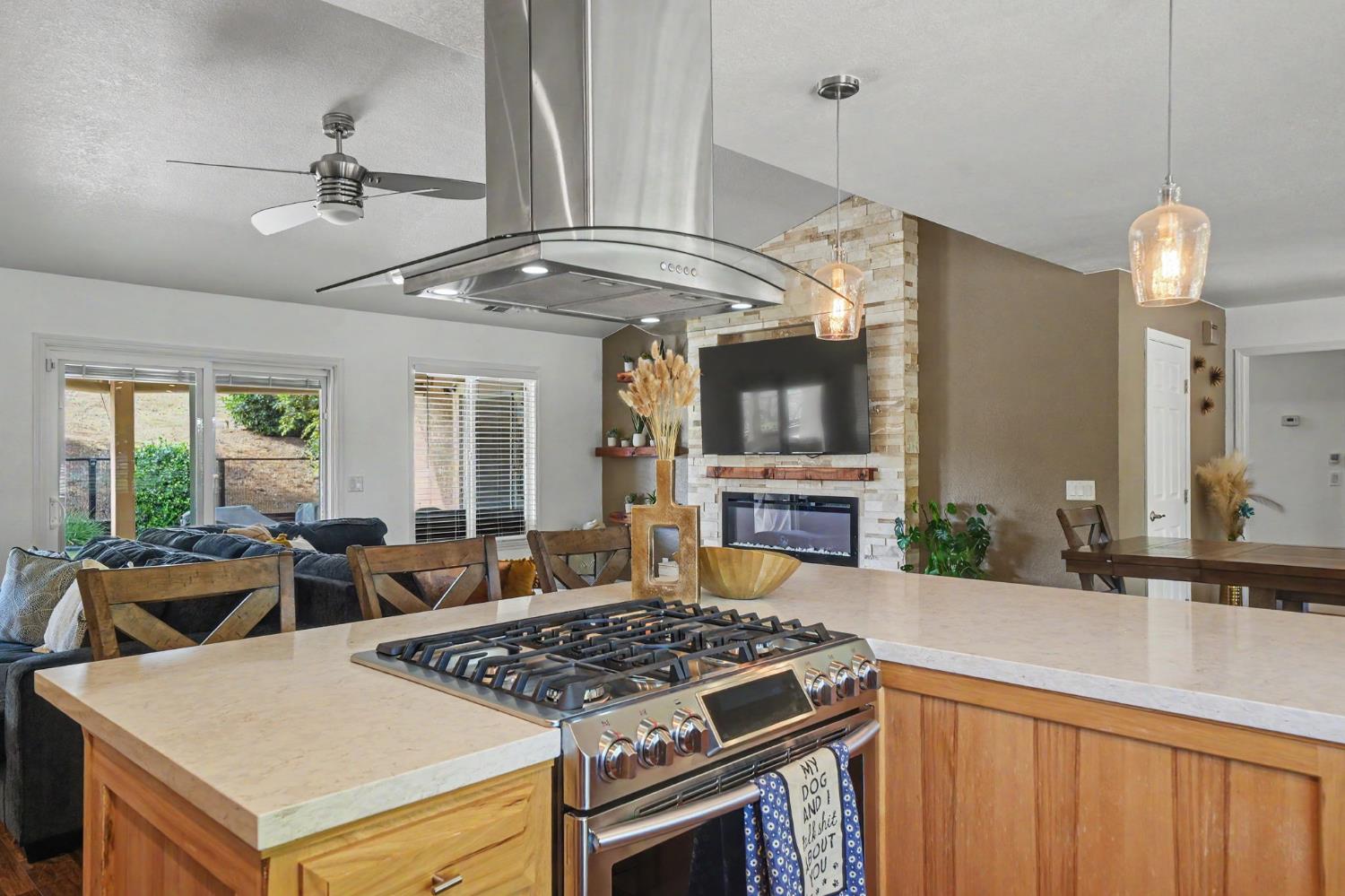 1797 Hoya Ct, Copperopolis, CA 95228