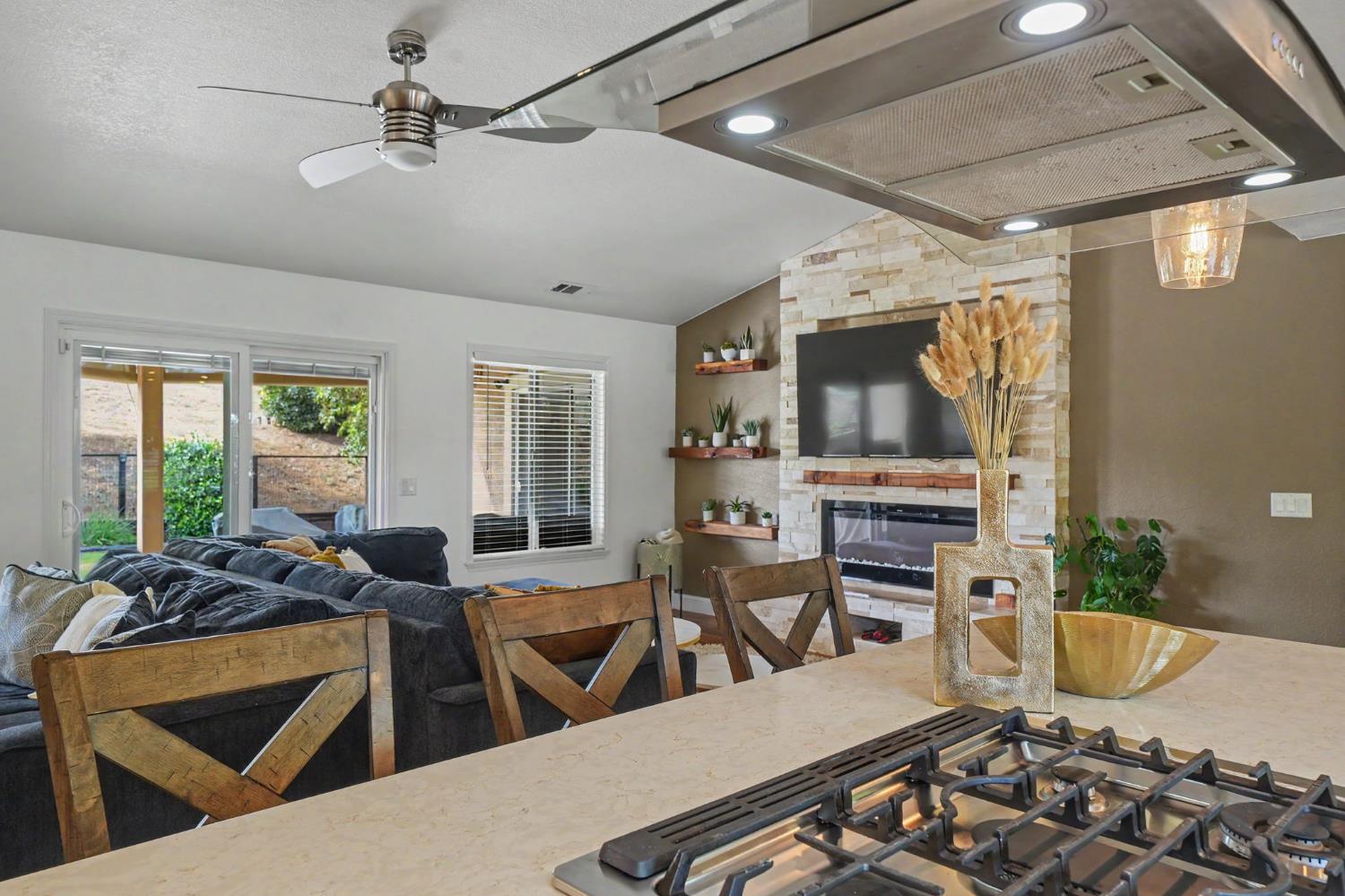 1797 Hoya Ct, Copperopolis, CA 95228