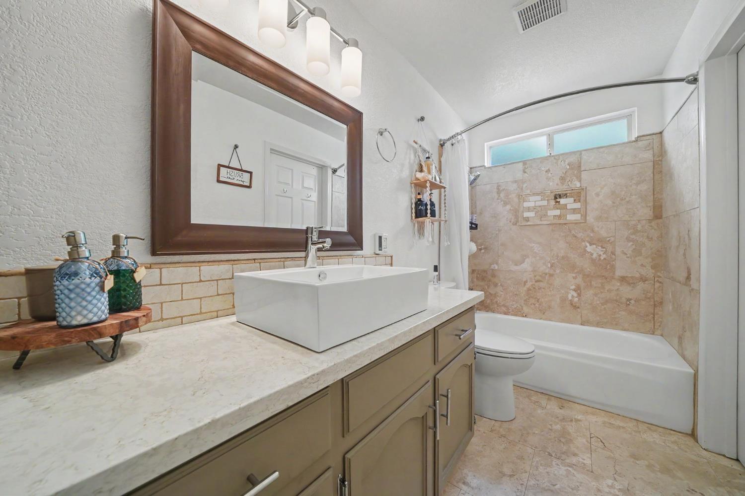 1797 Hoya Ct, Copperopolis, CA 95228