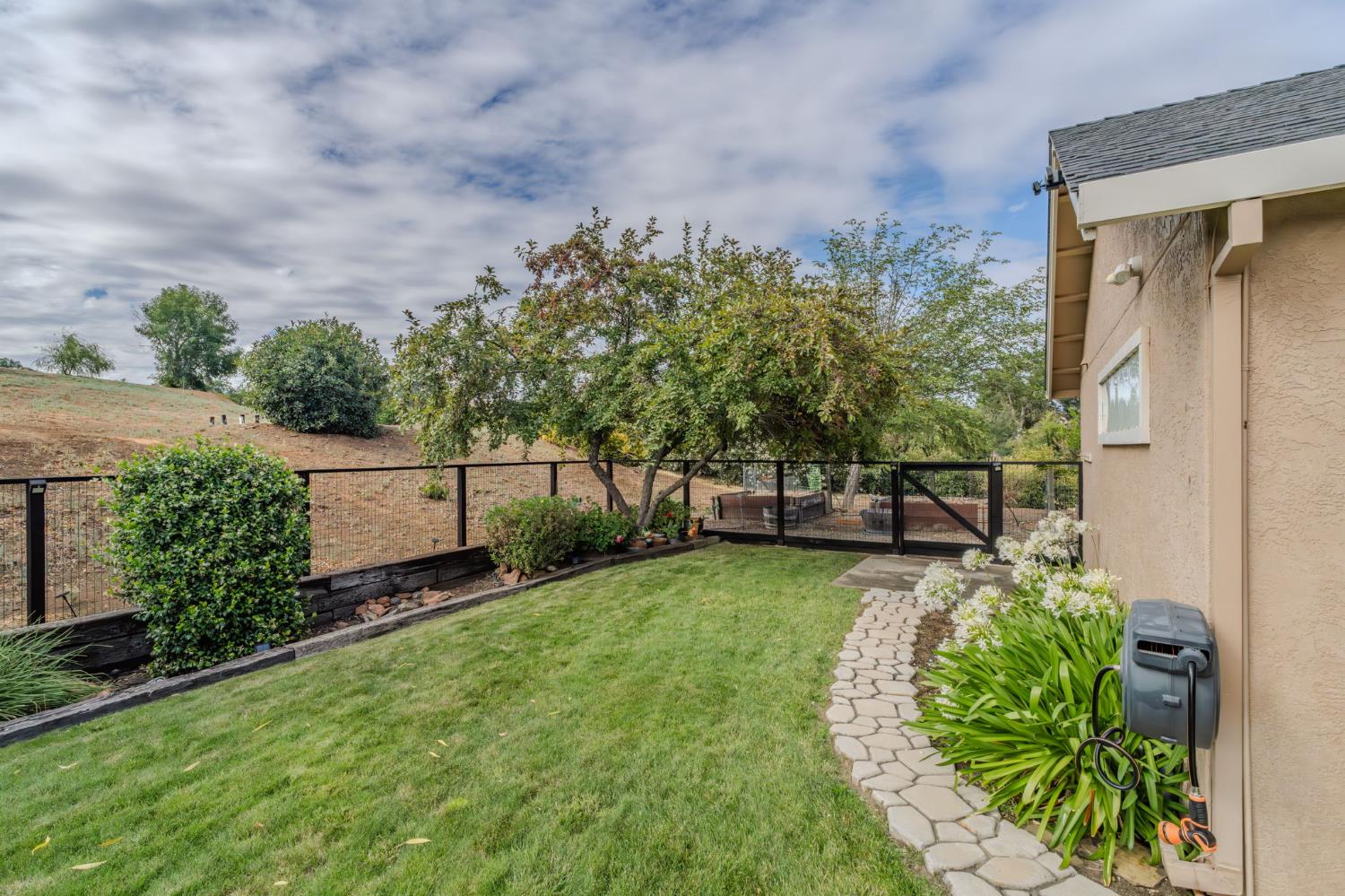 1797 Hoya Ct, Copperopolis, CA 95228