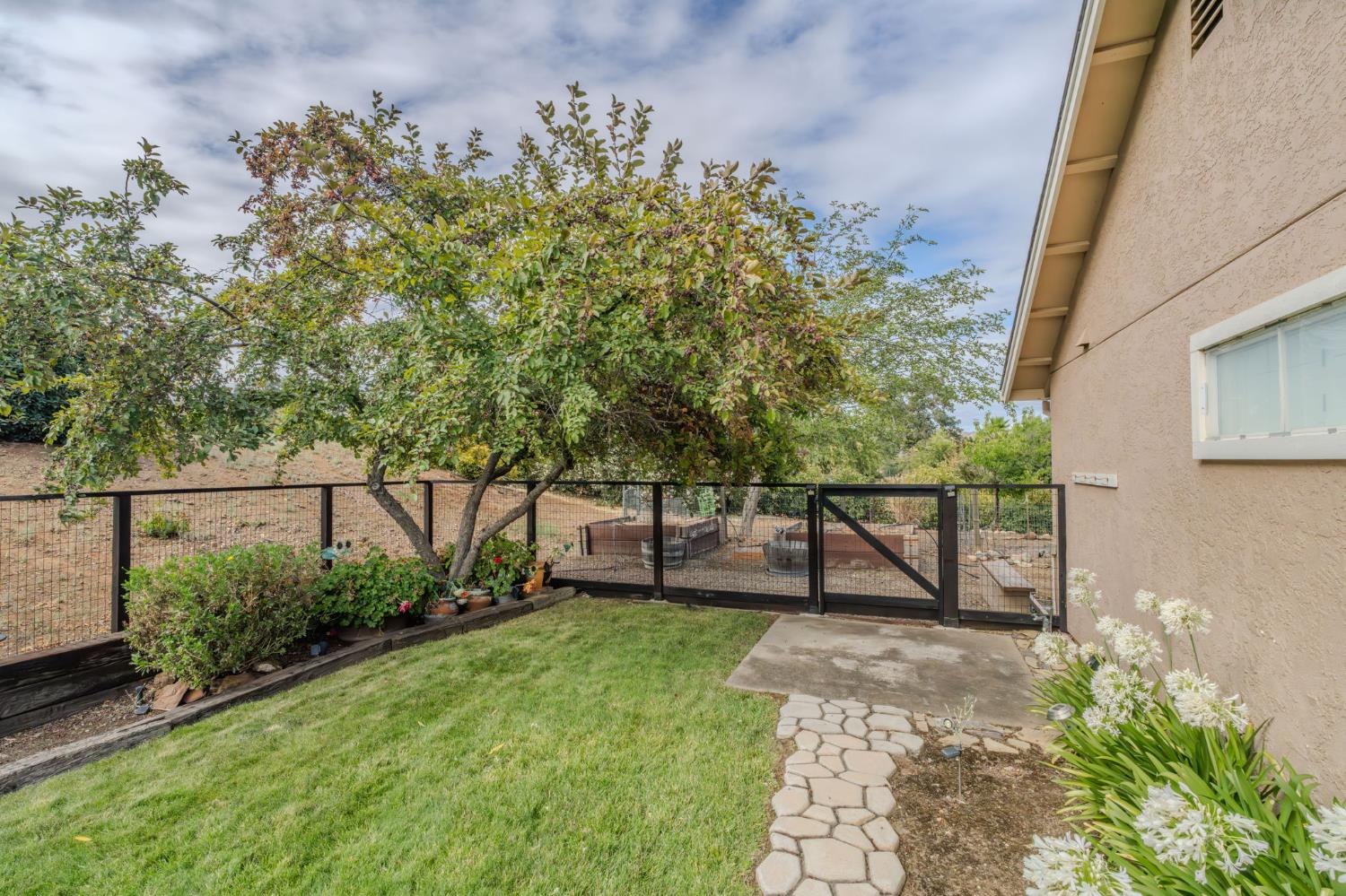 1797 Hoya Ct, Copperopolis, CA 95228