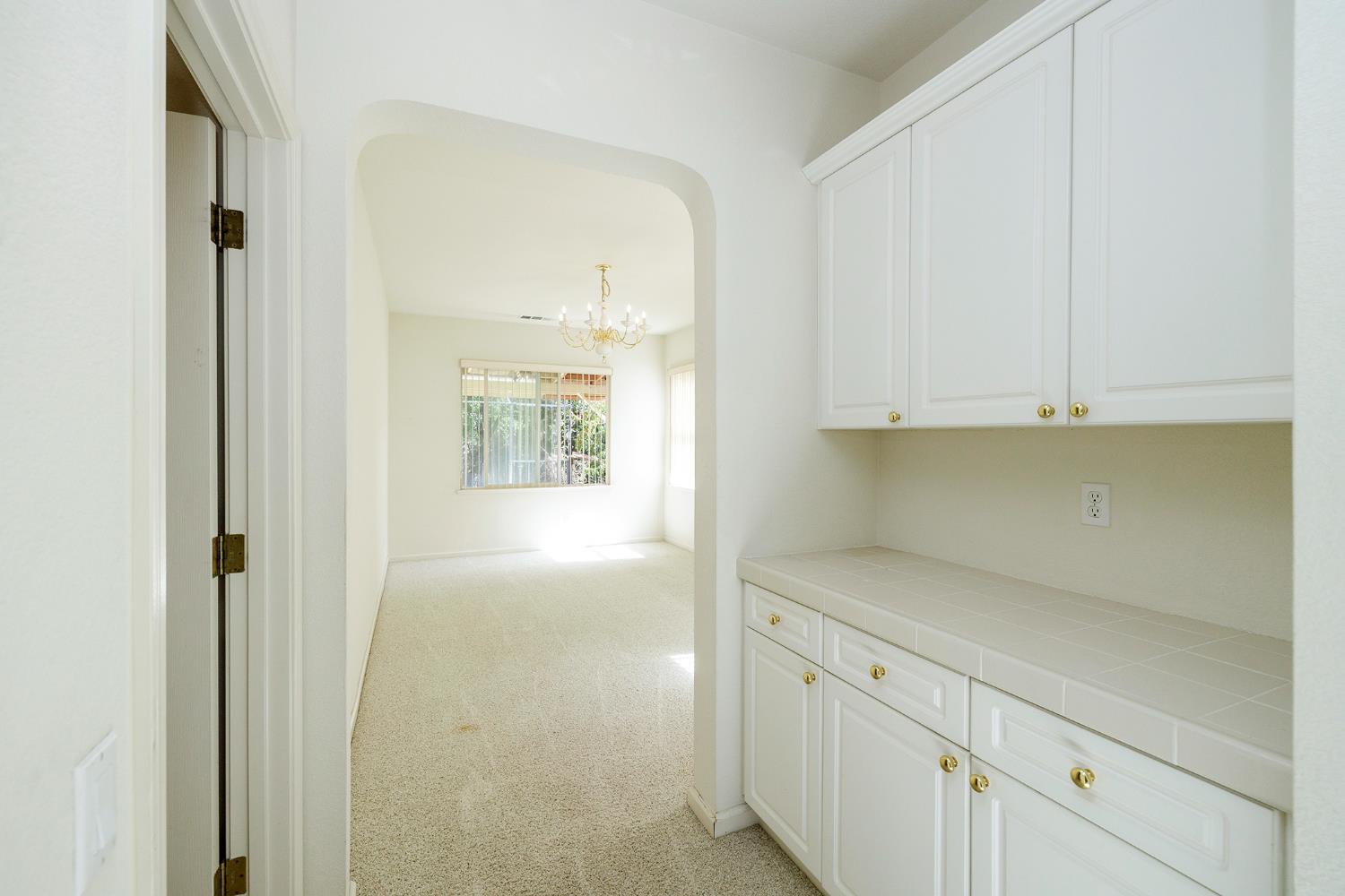 1613 Mable Ave, Modesto, CA 95355