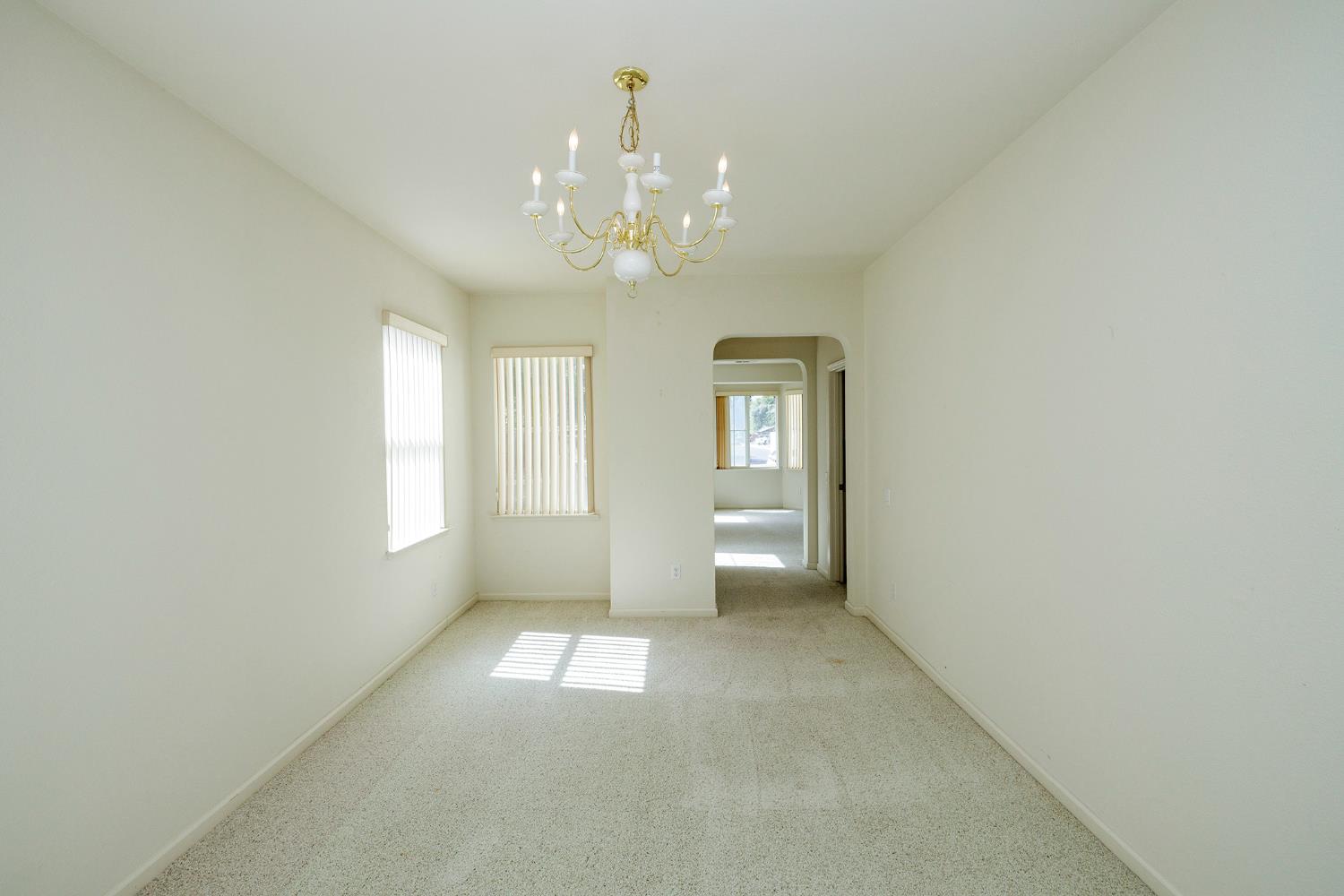 1613 Mable Ave, Modesto, CA 95355