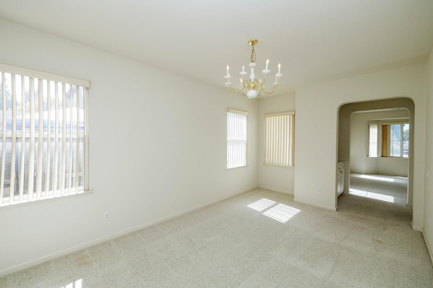 1613 Mable Ave, Modesto, CA 95355