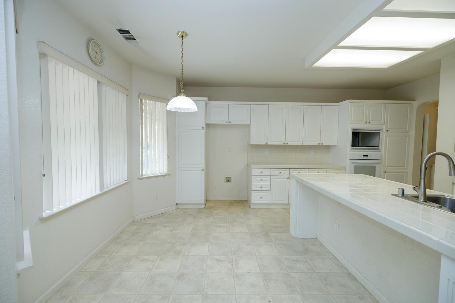 1613 Mable Ave, Modesto, CA 95355