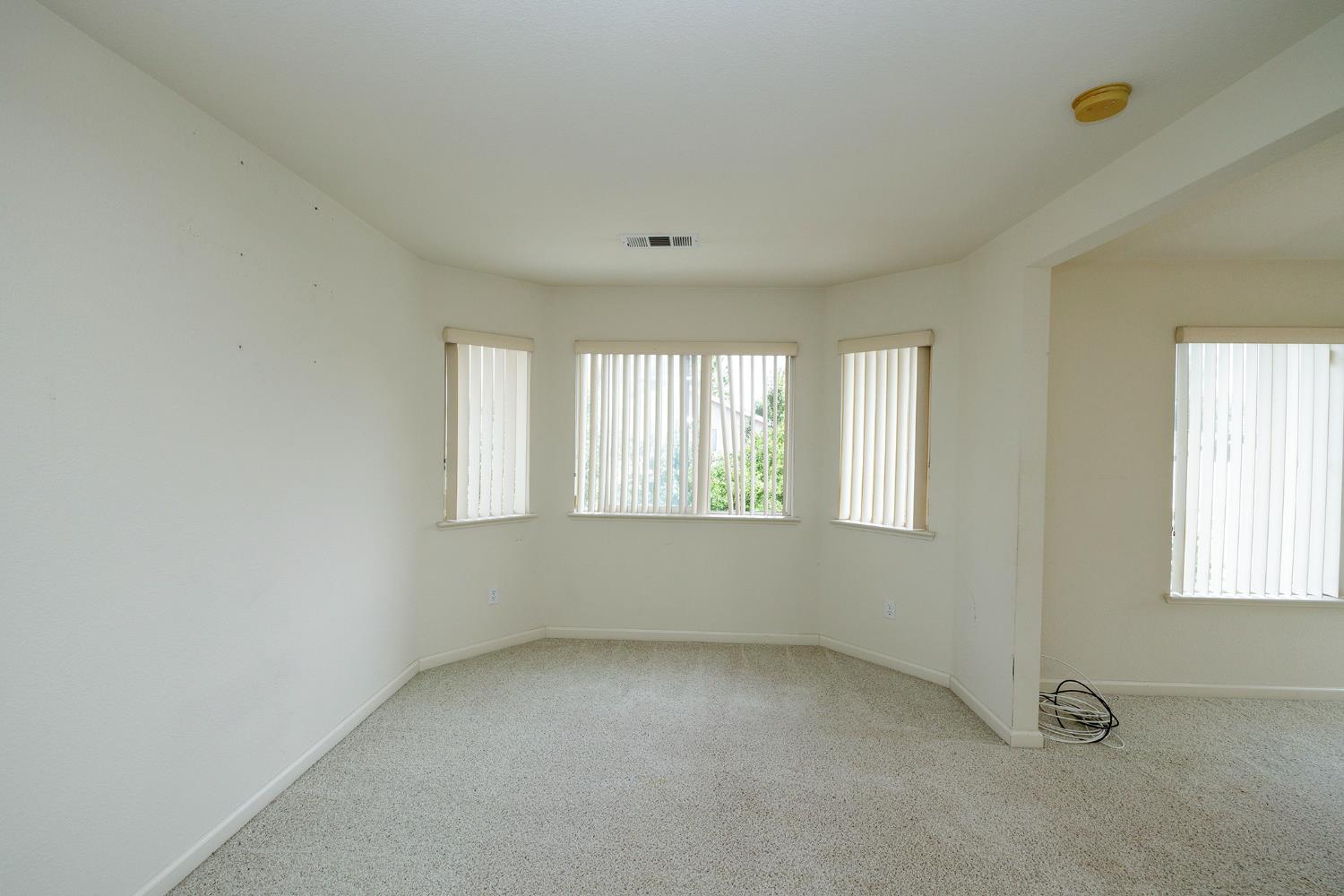 1613 Mable Ave, Modesto, CA 95355