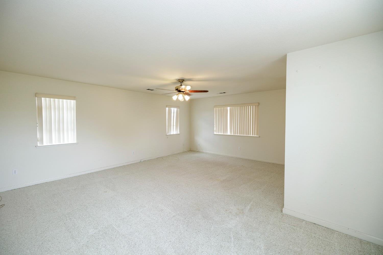 1613 Mable Ave, Modesto, CA 95355