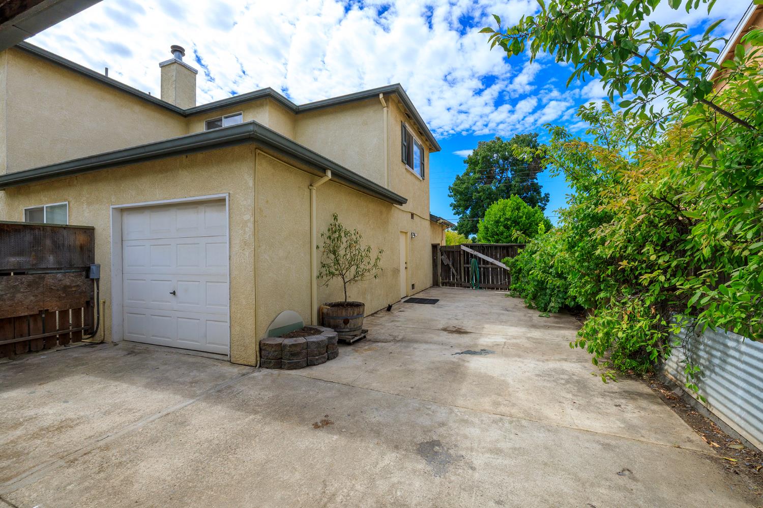 1613 Mable Ave, Modesto, CA 95355