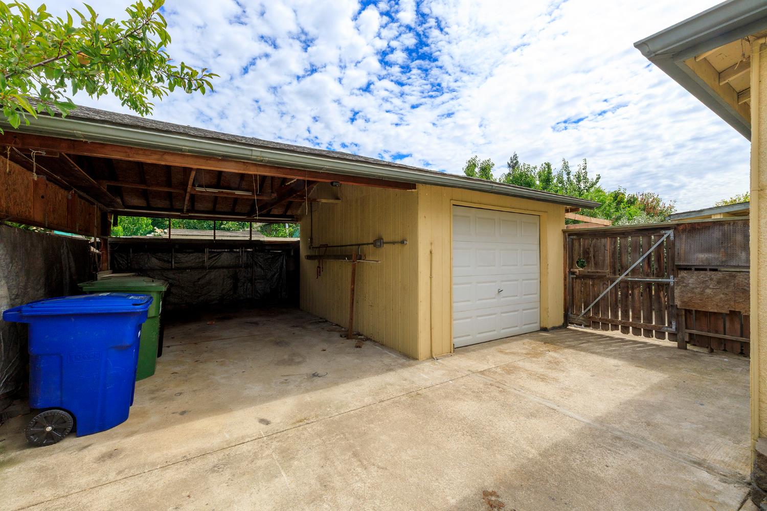 1613 Mable Ave, Modesto, CA 95355
