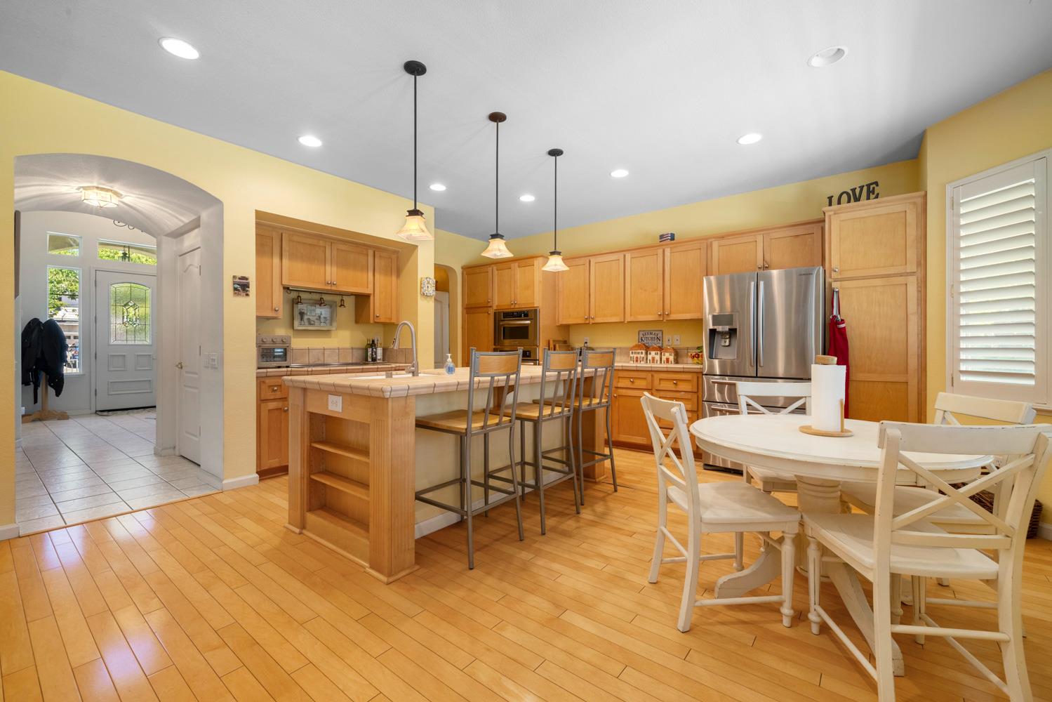 122 Memory Ln, Turlock, CA 95382