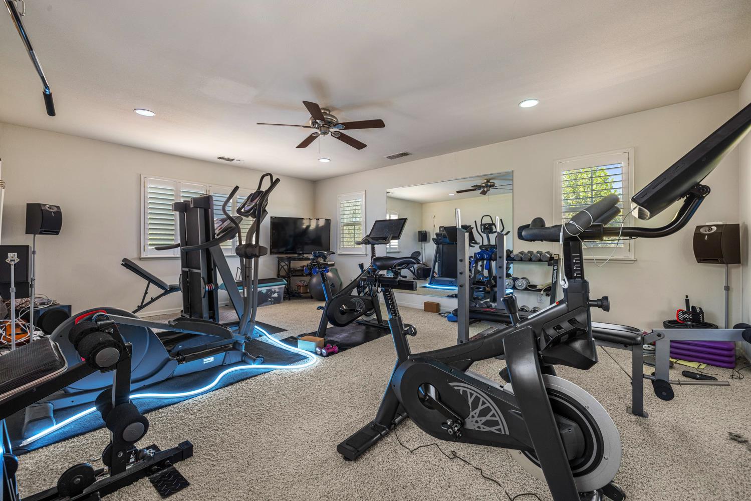 122 Memory Ln, Turlock, CA 95382