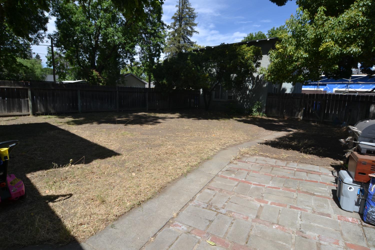 132 Hackberry Ave, Modesto, CA 95354