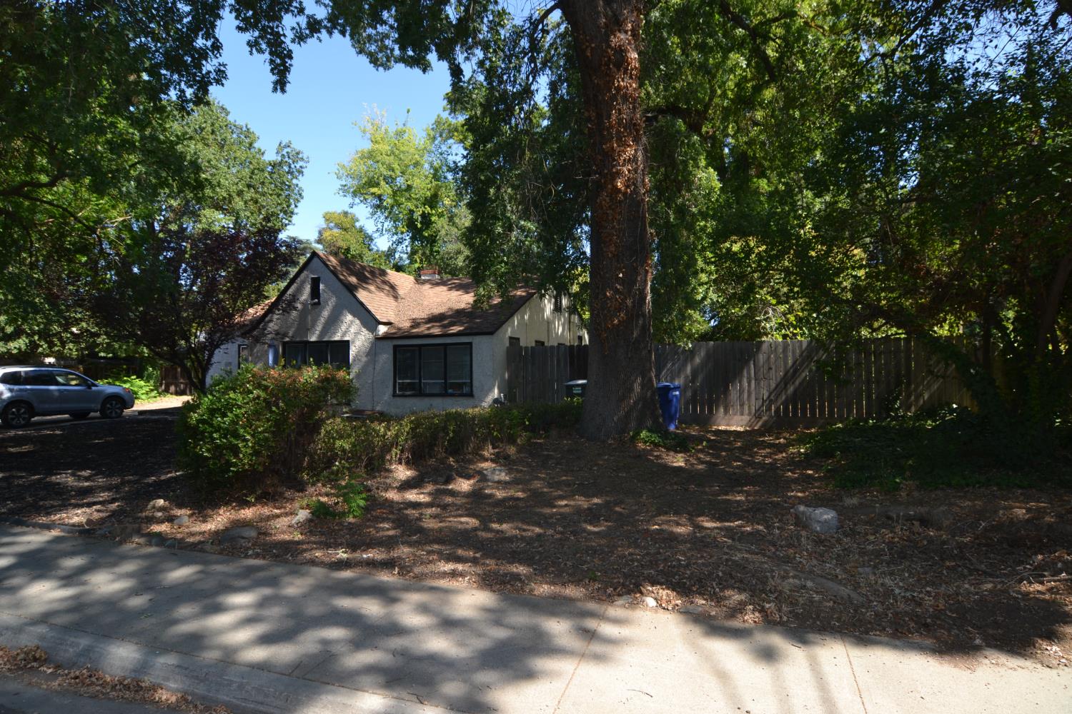 229 Mensinger Ave, Modesto, CA 95350