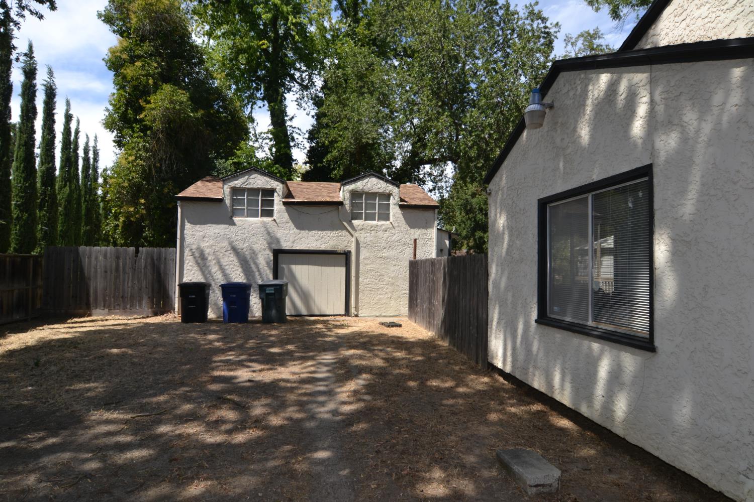 229 Mensinger Ave, Modesto, CA 95350
