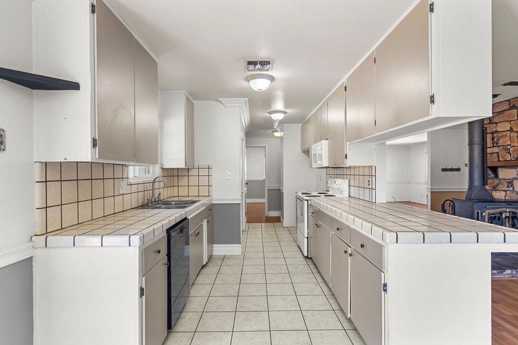 1479 Quincy Ave, Manteca, CA 95336