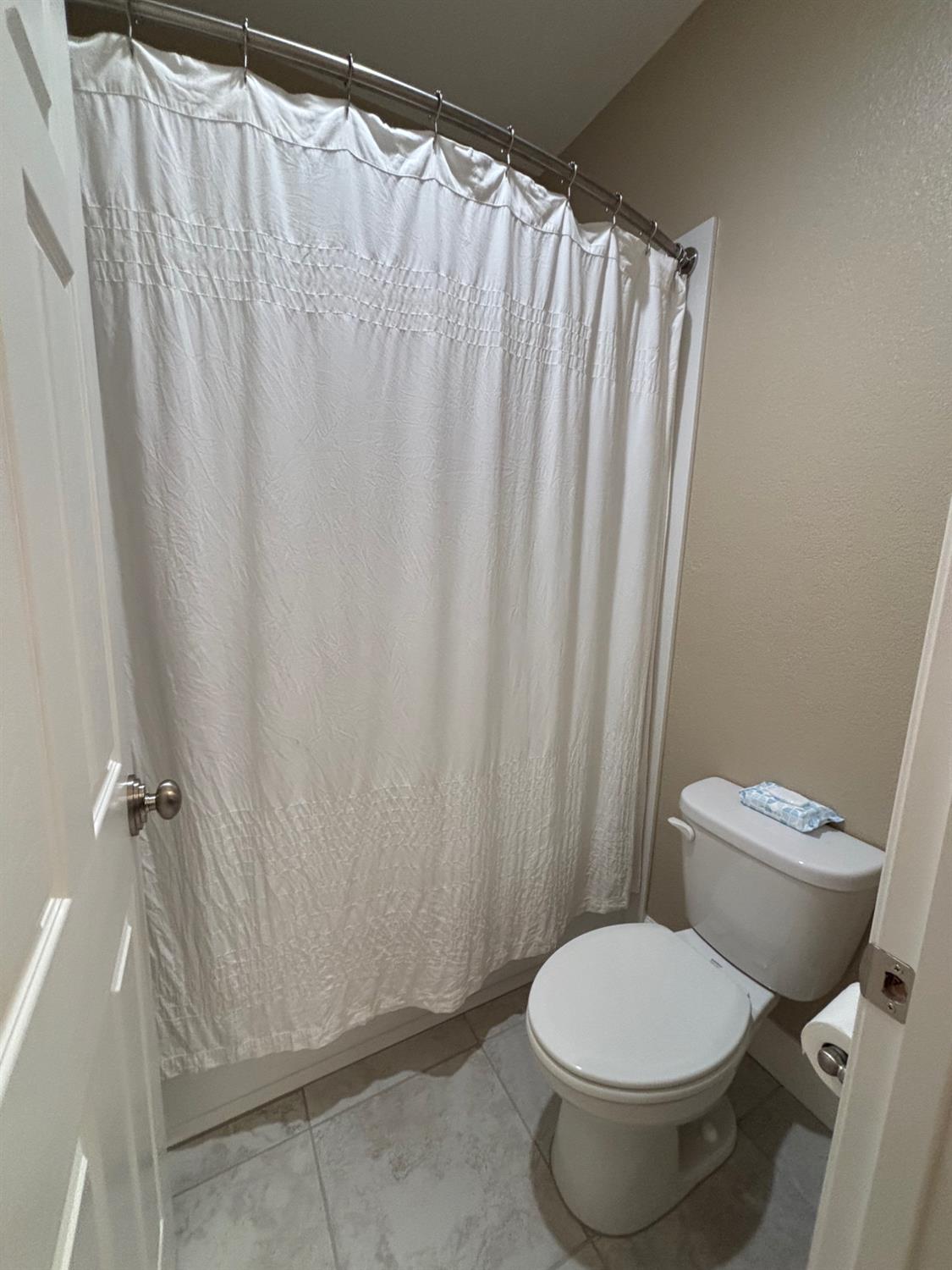 1679 Dock Ave, Los Banos, CA 93635