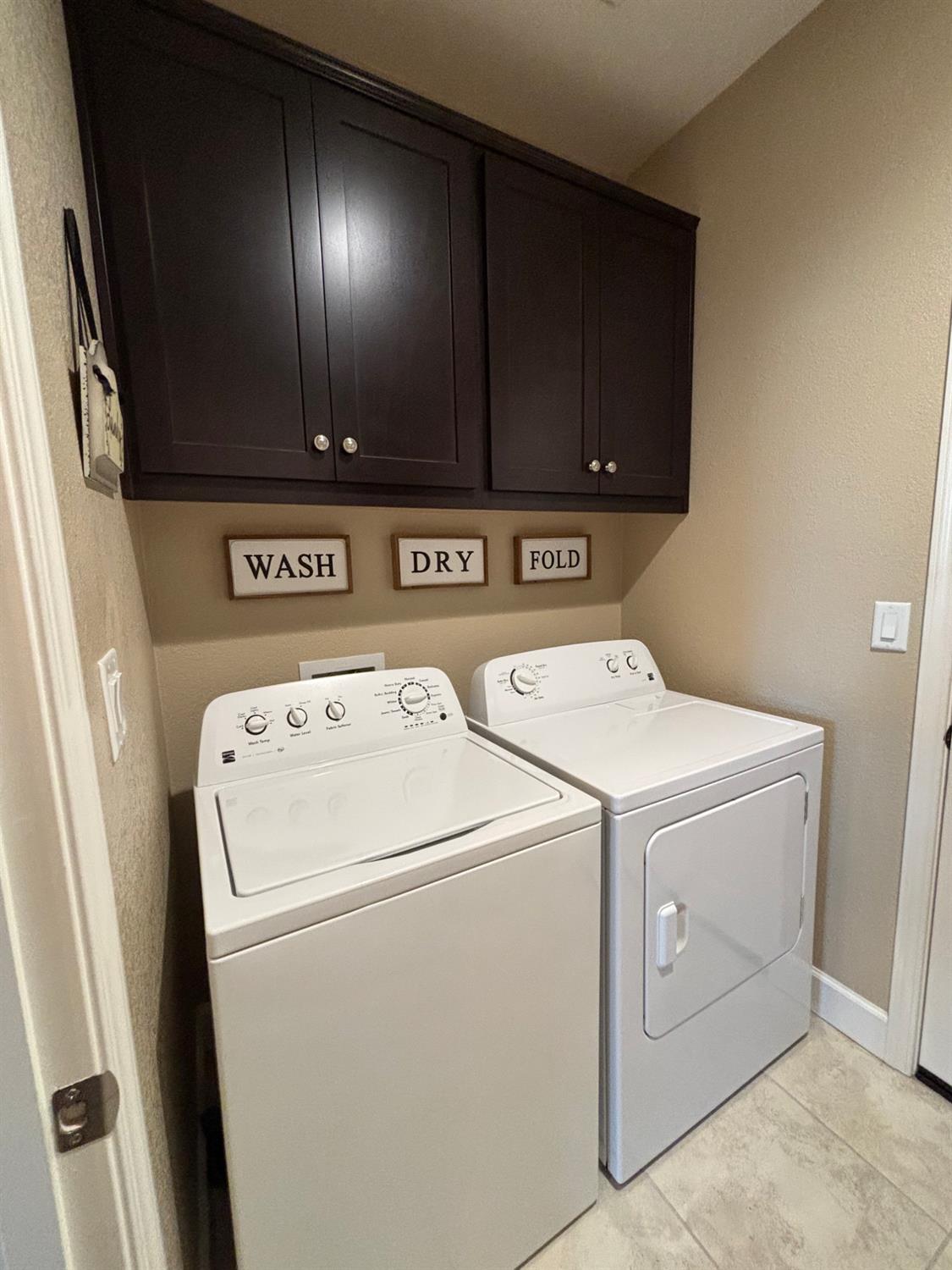 1679 Dock Ave, Los Banos, CA 93635