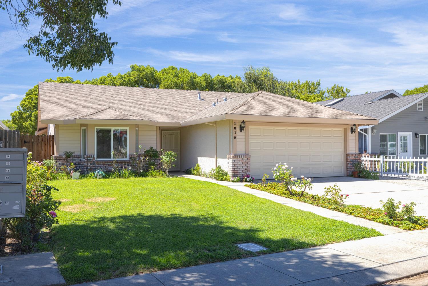 1812 Innsbrook Dr, Modesto, CA 95350