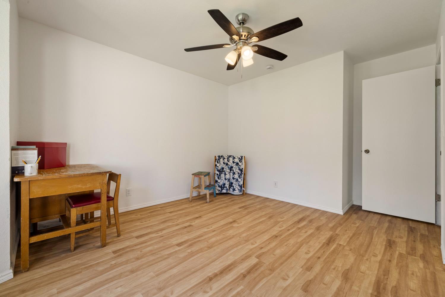 1812 Innsbrook Dr, Modesto, CA 95350