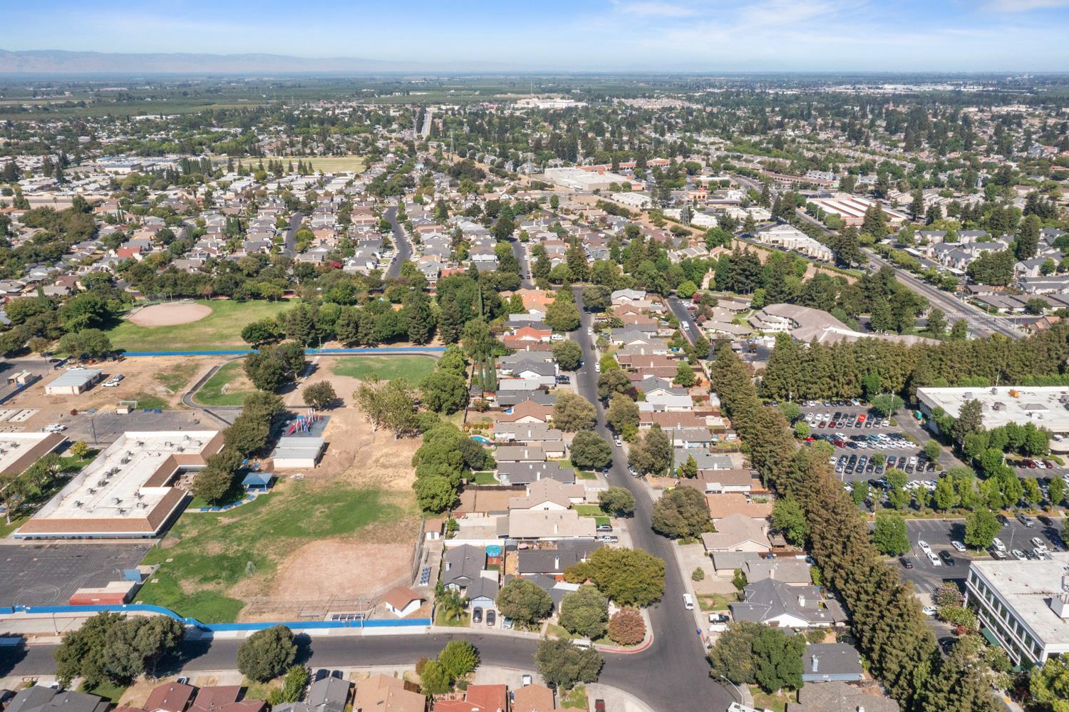 1812 Innsbrook Dr, Modesto, CA 95350