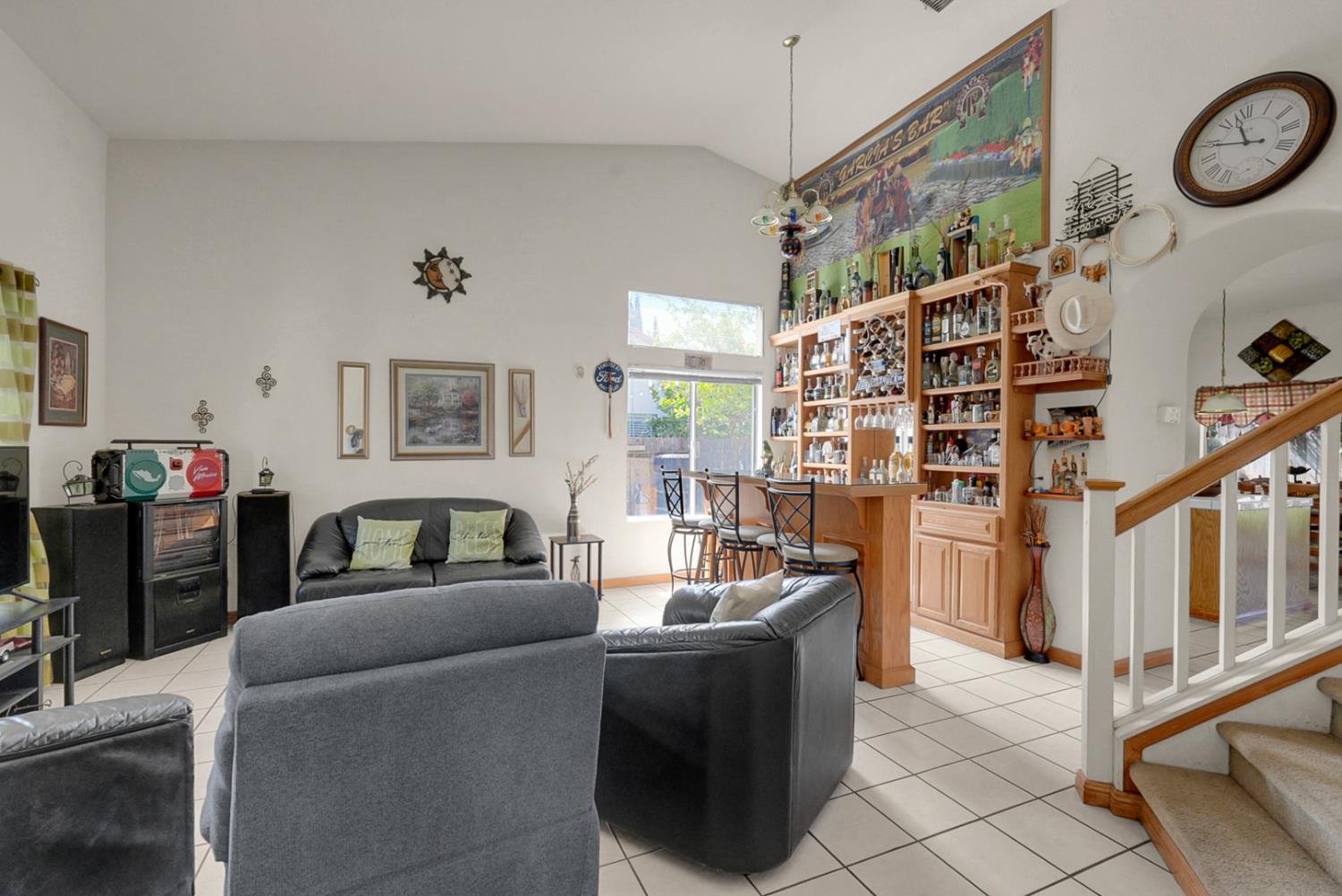 1118 Ruddy Ct, Newman, CA 95360