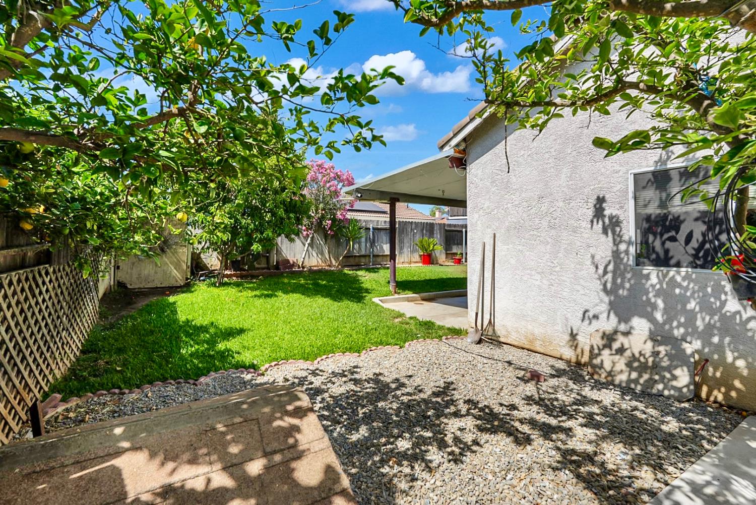 1118 Ruddy Ct, Newman, CA 95360