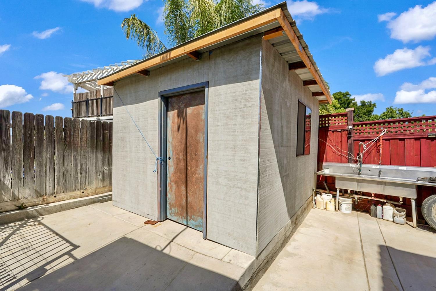 1118 Ruddy Ct, Newman, CA 95360