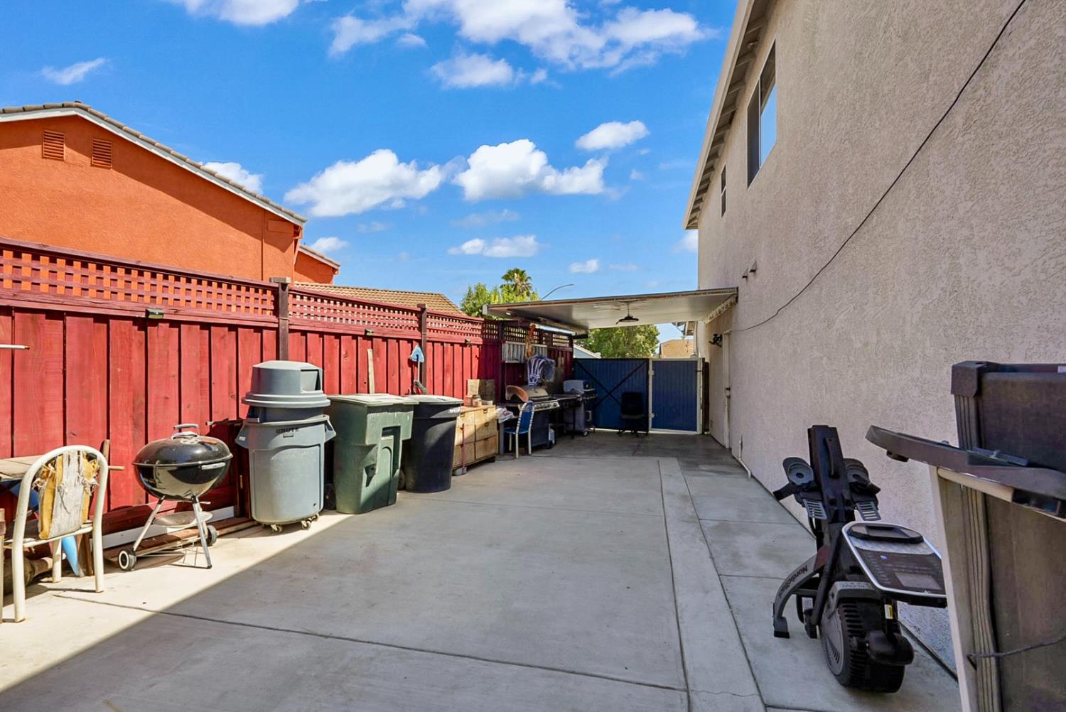 1118 Ruddy Ct, Newman, CA 95360