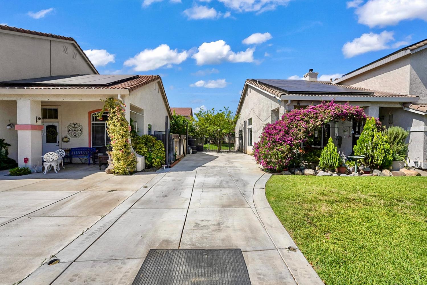 1118 Ruddy Ct, Newman, CA 95360