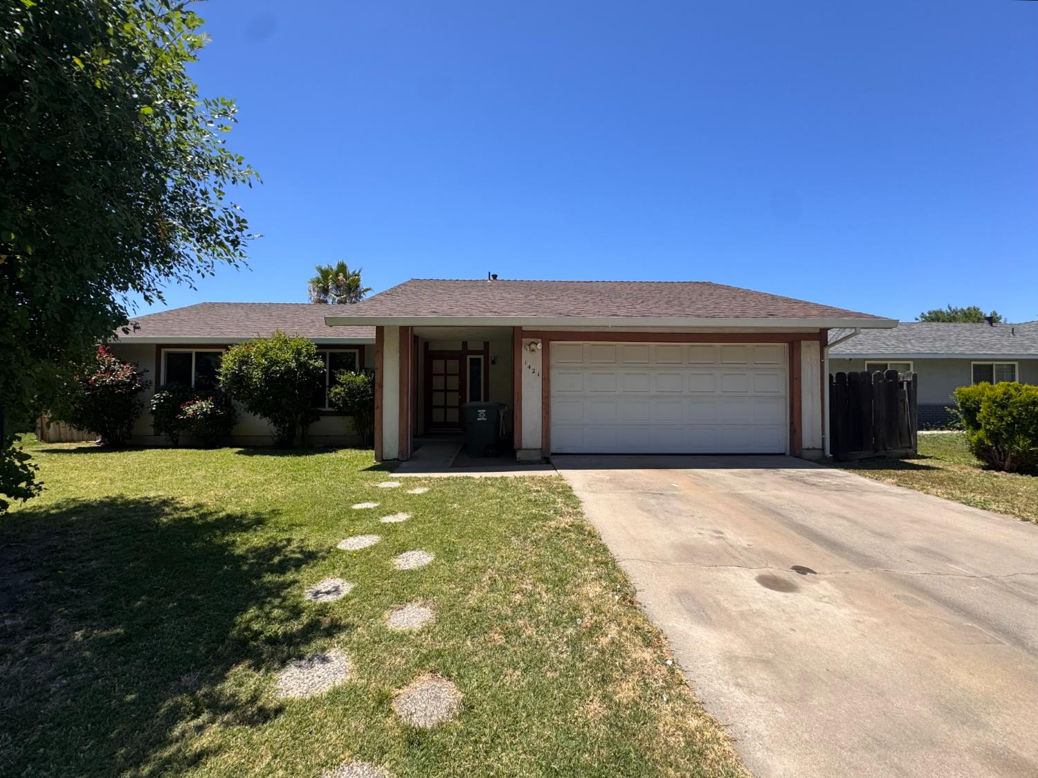 1421 Raquel Ln, Modesto, CA 95355