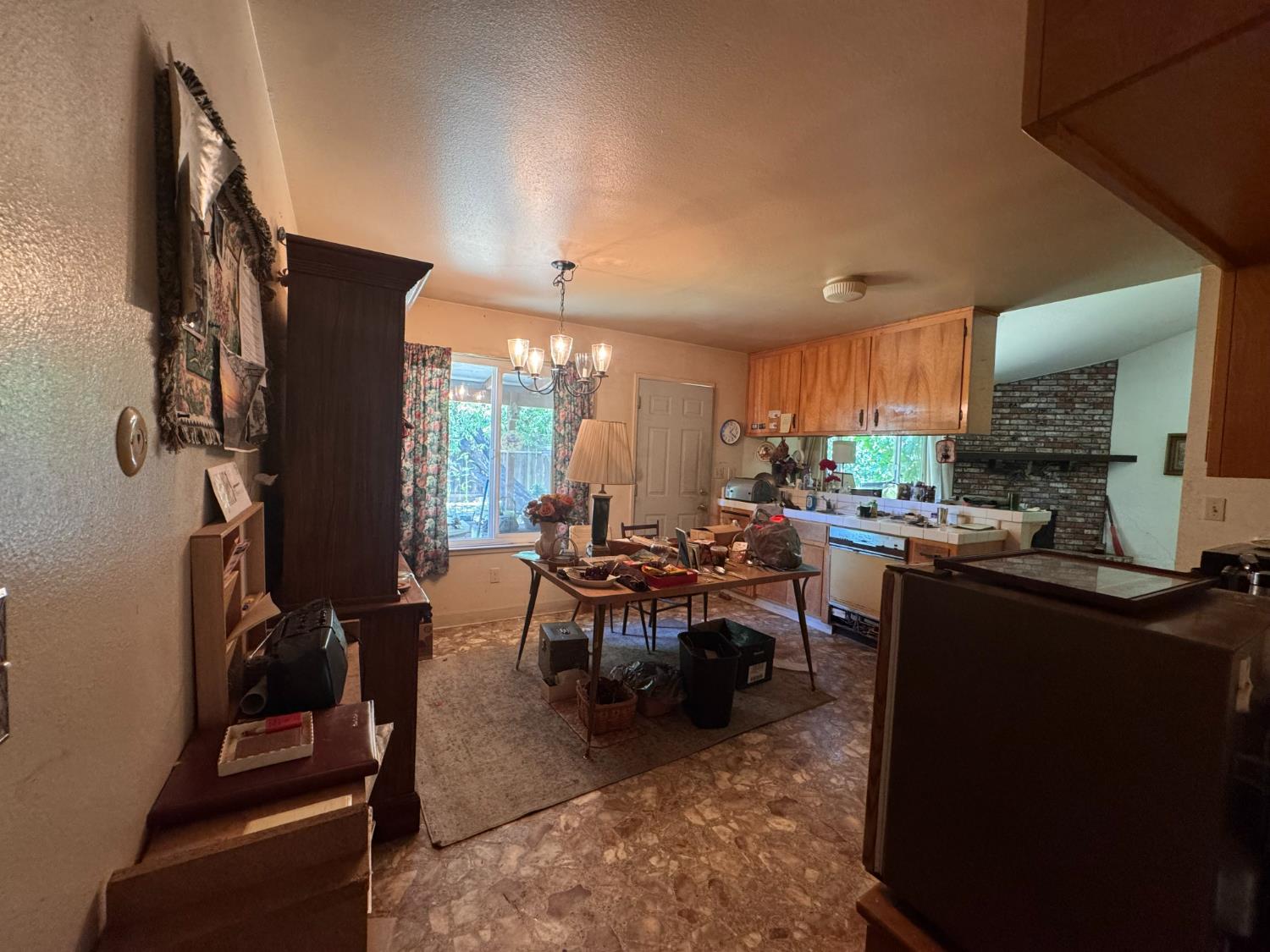 1421 Raquel Ln, Modesto, CA 95355