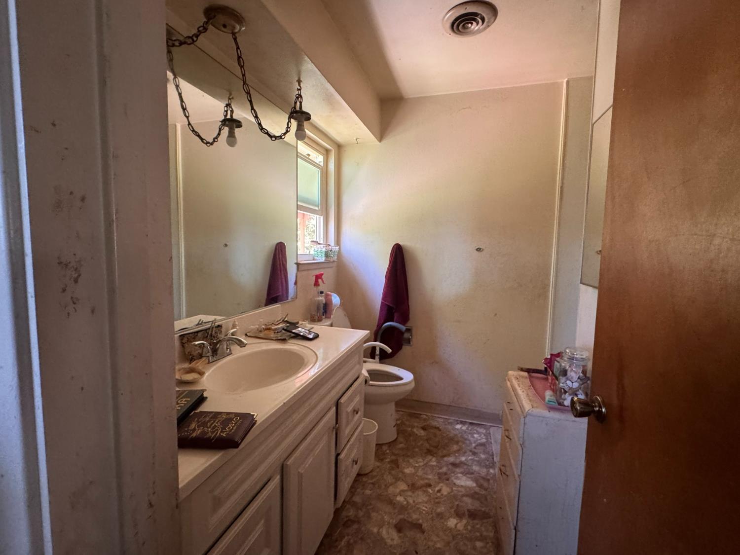 1421 Raquel Ln, Modesto, CA 95355