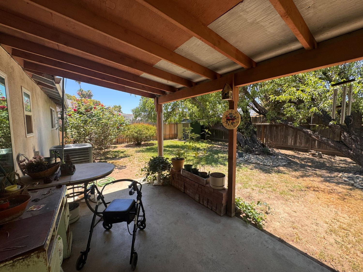 1421 Raquel Ln, Modesto, CA 95355