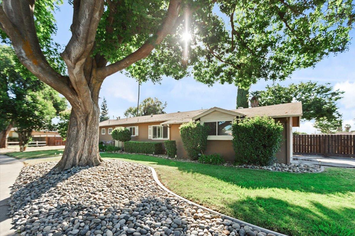1008 Phelps Ave, Modesto, CA 95350