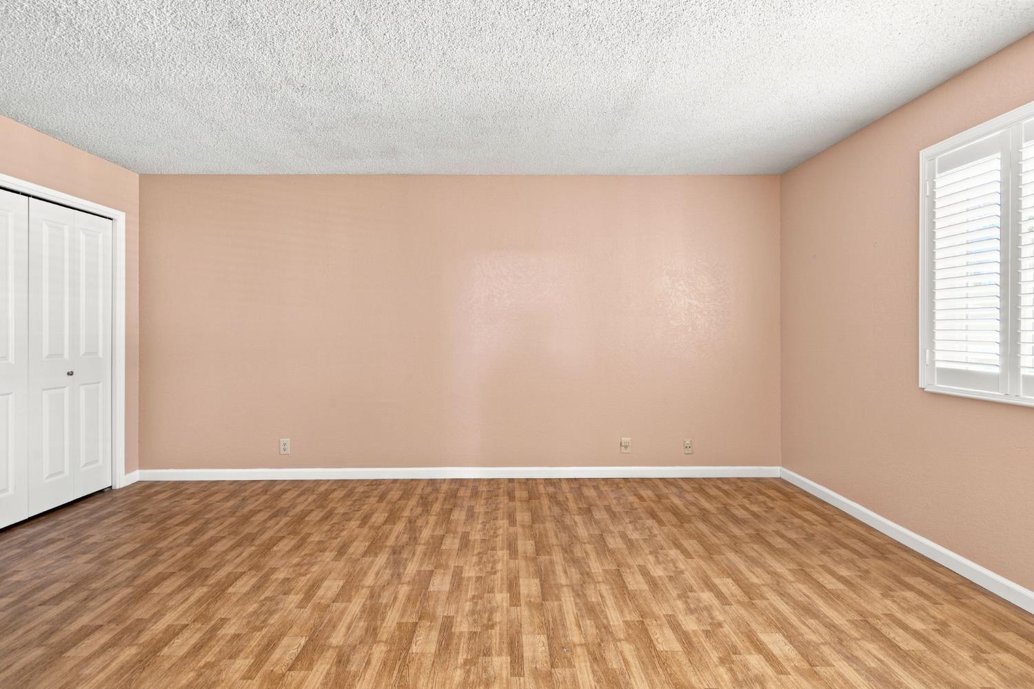 879 Carson Ave, Manteca, CA 95337