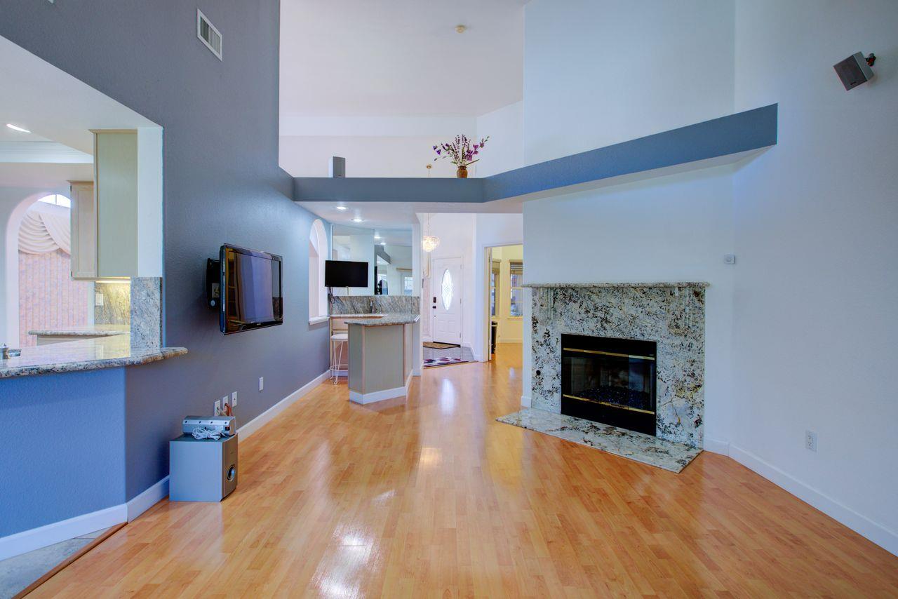 1029 Neal St, Los Banos, CA 93635