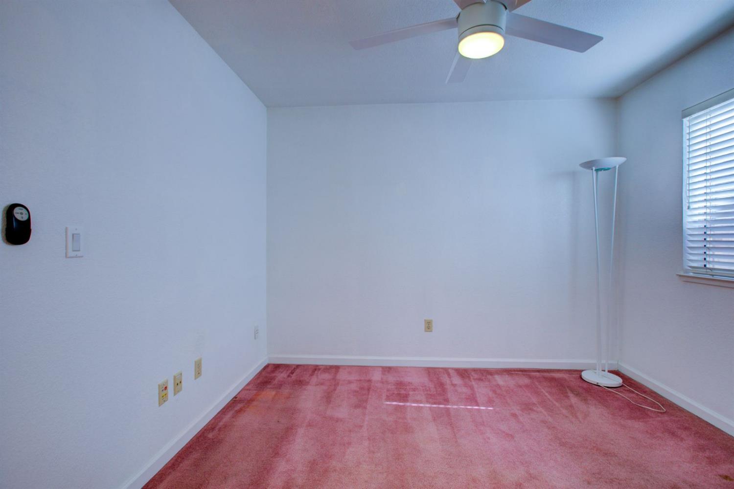 1029 Neal St, Los Banos, CA 93635