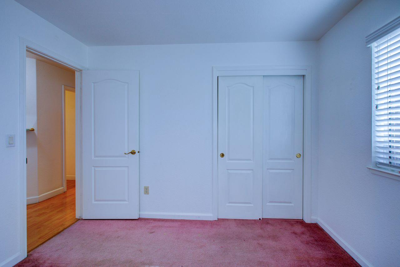 1029 Neal St, Los Banos, CA 93635