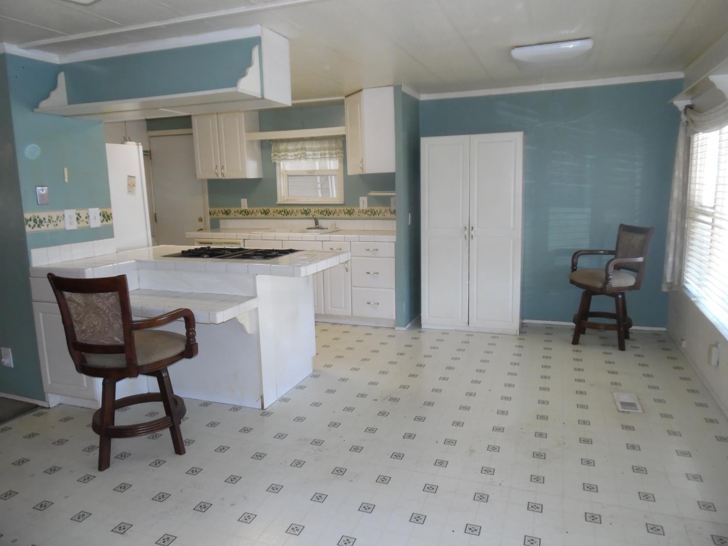1830 E Yosemite Ave #143, Manteca, CA 95336