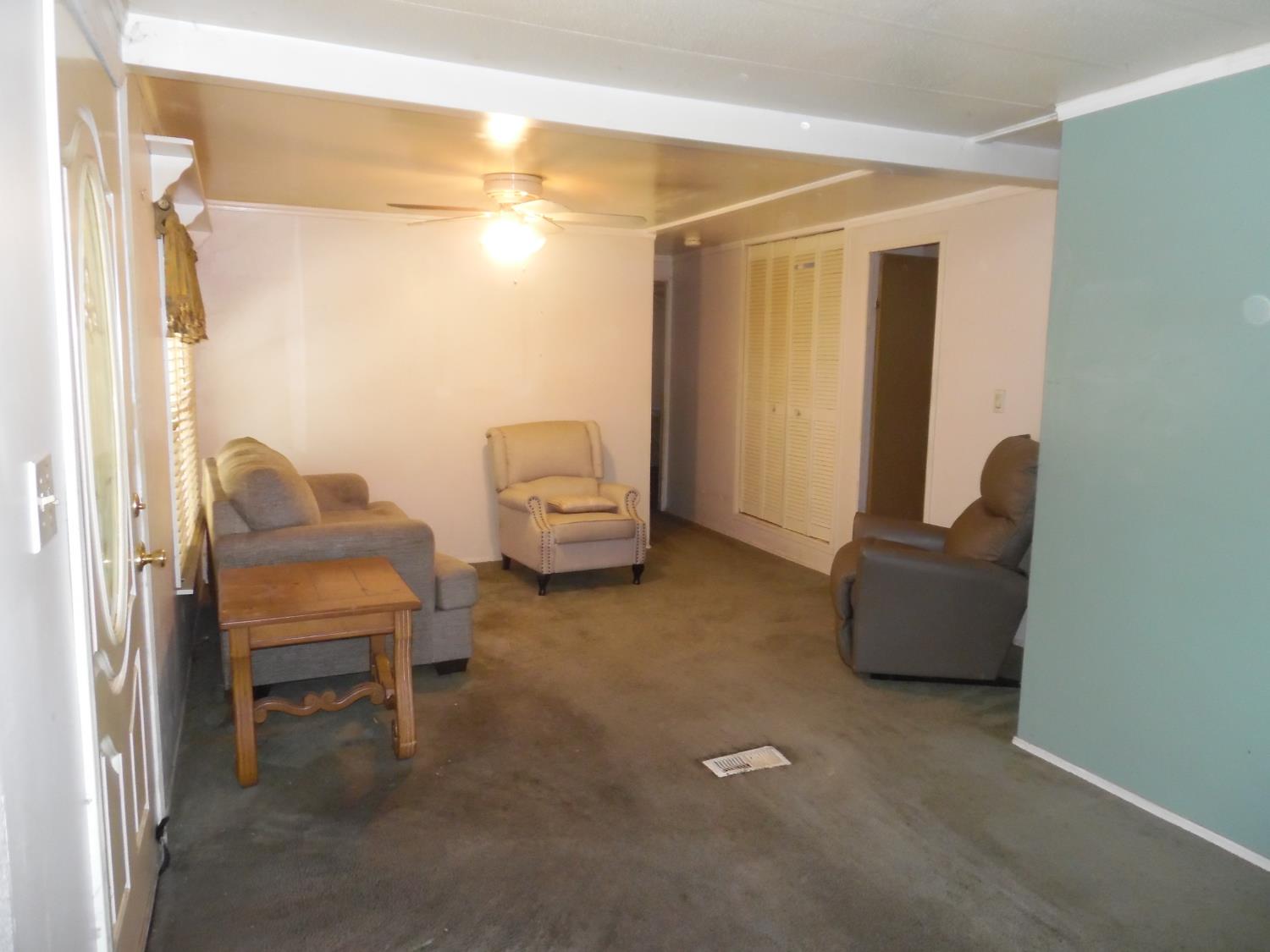1830 E Yosemite Ave #143, Manteca, CA 95336