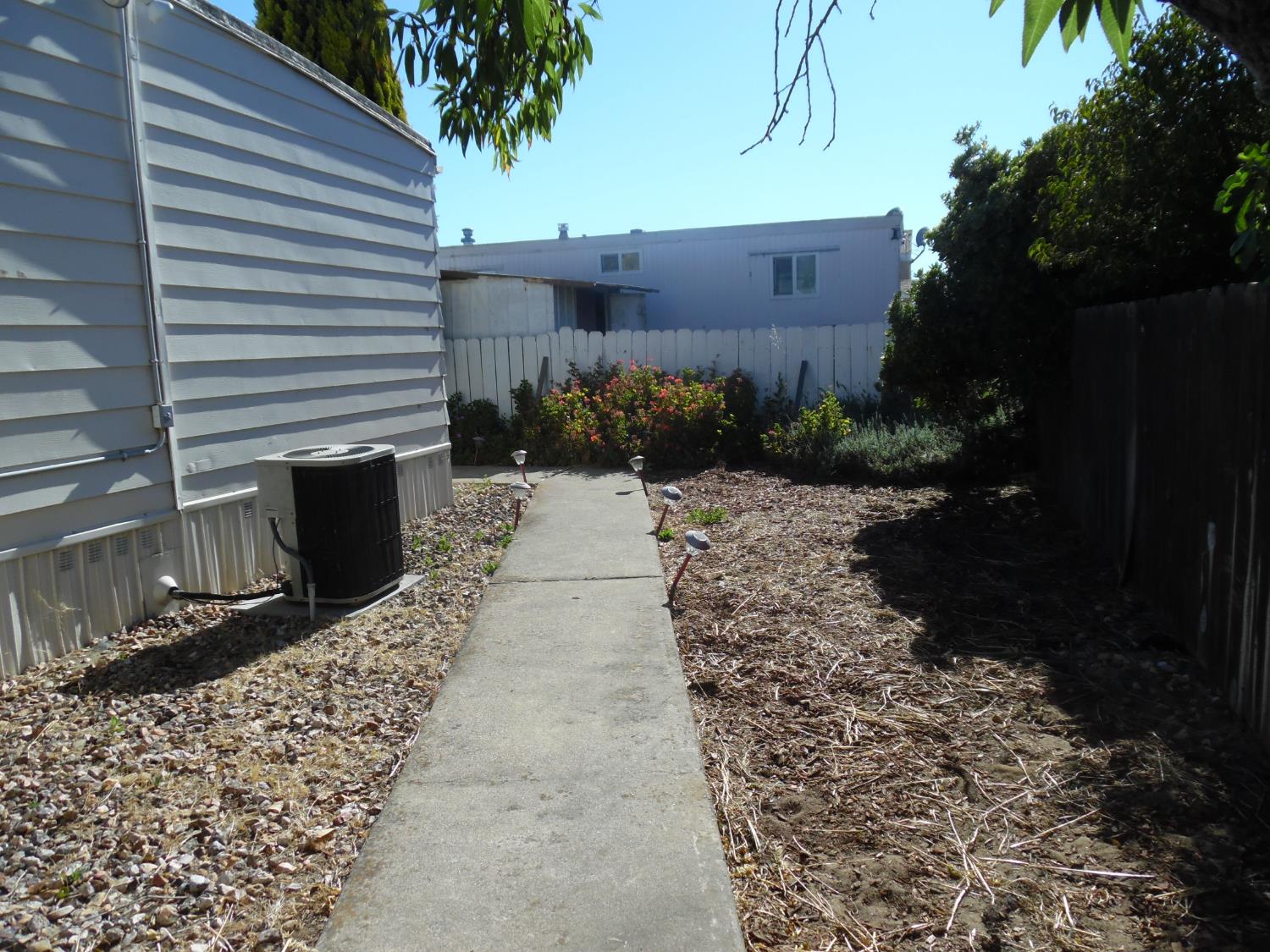 1830 E Yosemite Ave #143, Manteca, CA 95336