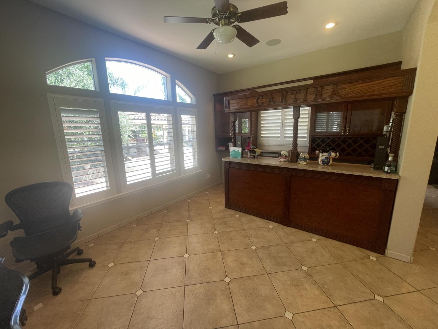 22095 State Highway 120, Escalon, CA 95320